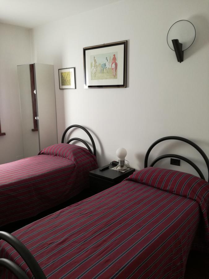 3 Tesori B&B Castel d'Ario Bagian luar foto